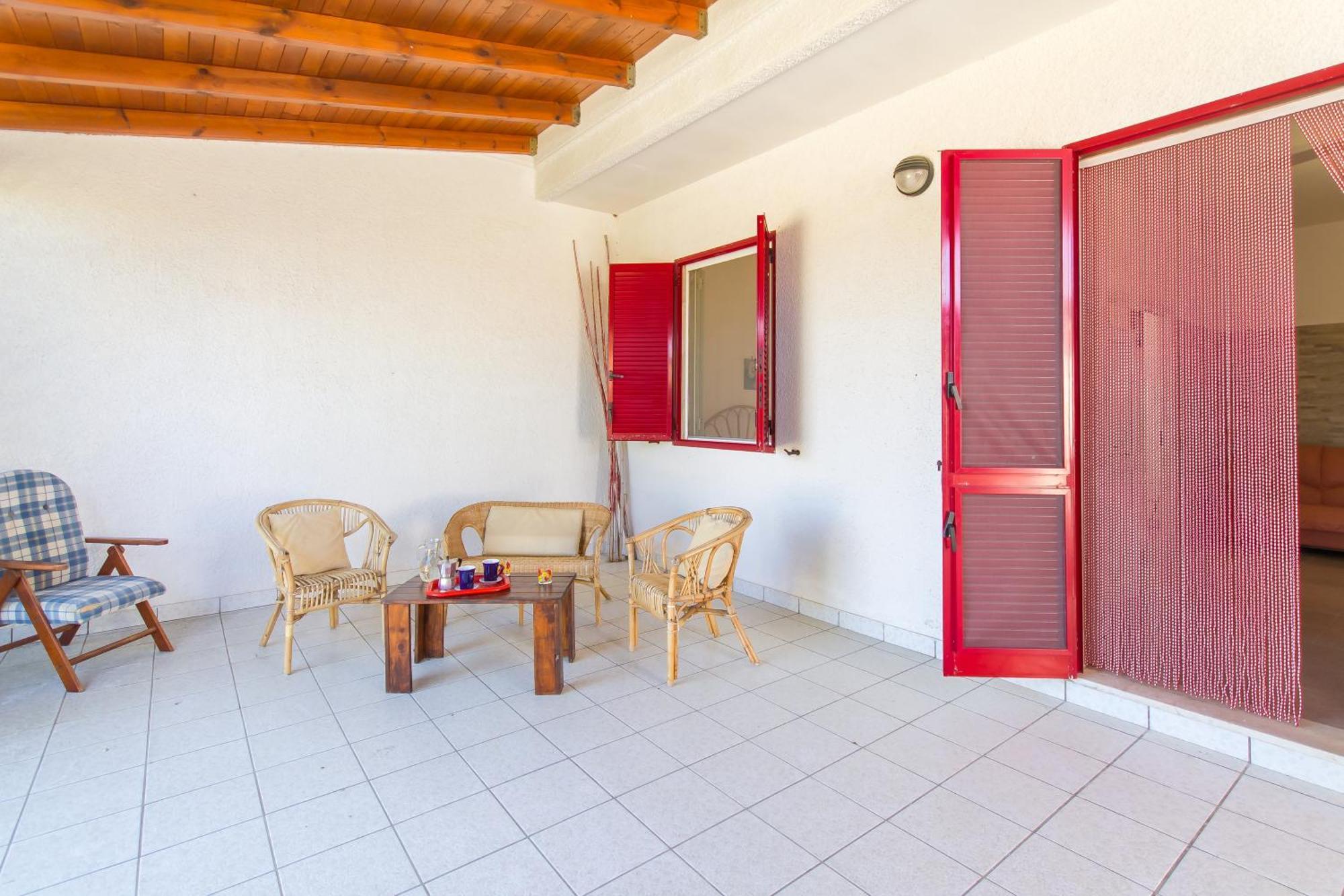 Villetta Rossa With Garden - Happy Rentals Melendugno Exterior photo